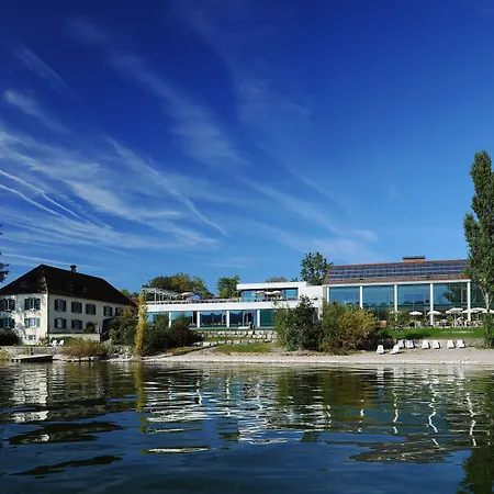 Haus Insel ホテル