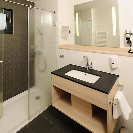 מלון Haus Insel רייכנאו