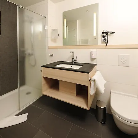 מלון Haus Insel רייכנאו